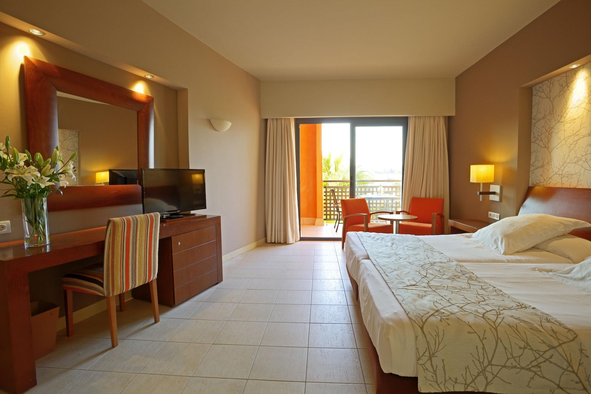 Hotel Valle Del Este Vera Bagian luar foto